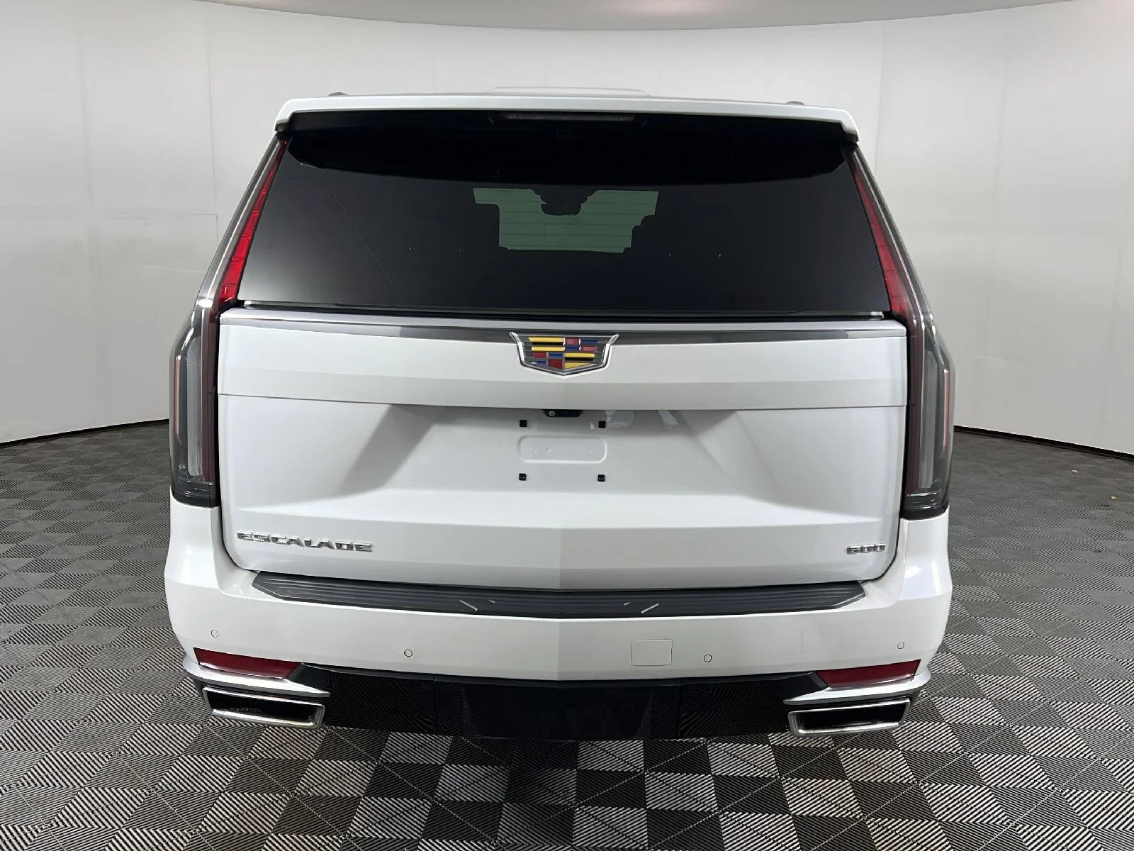 Used 2023 Crystal White Tricoat Cadillac 4WD Premium Luxury image 4