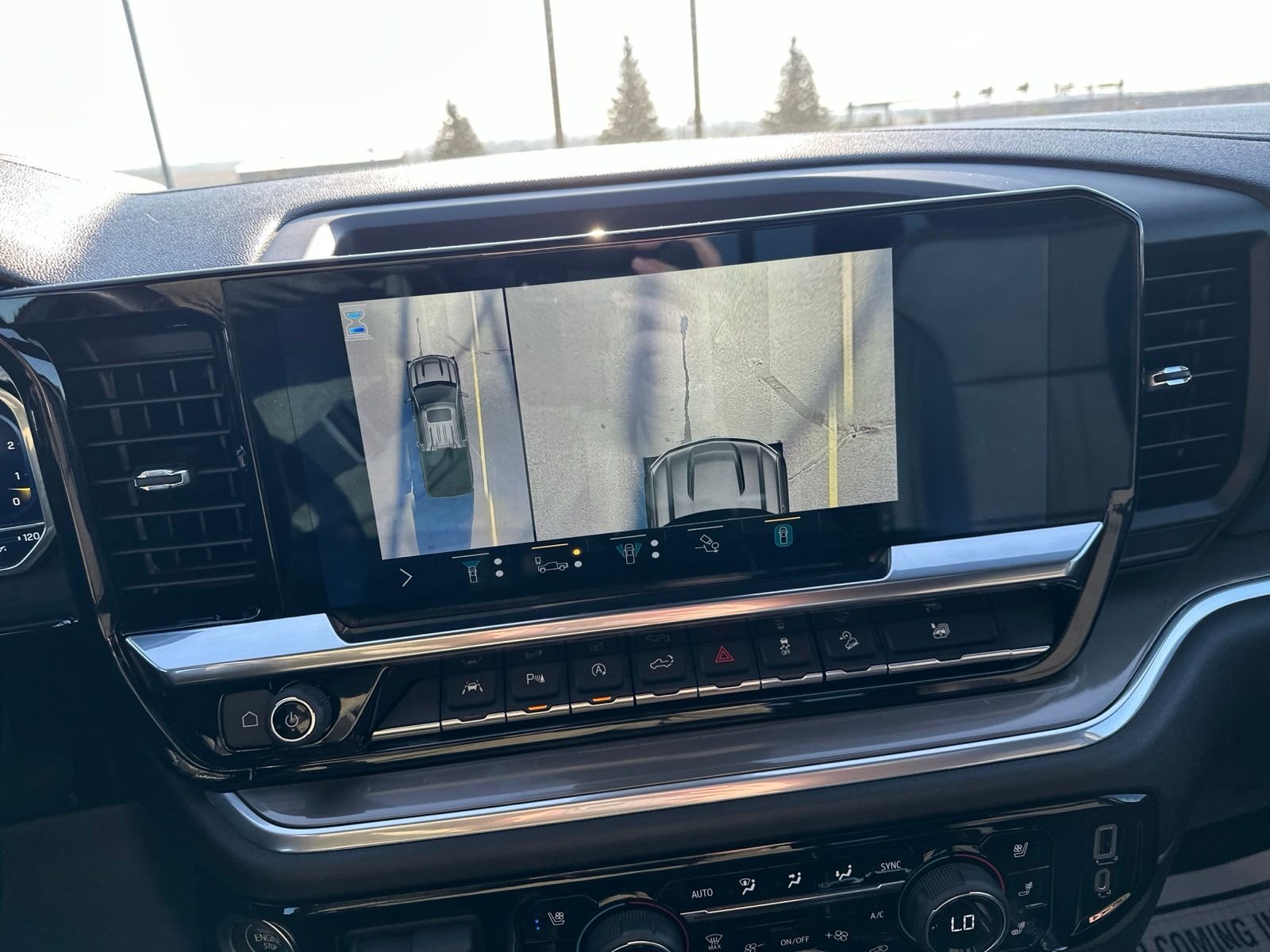 Used 2022 Gray Chevrolet High Country image 69