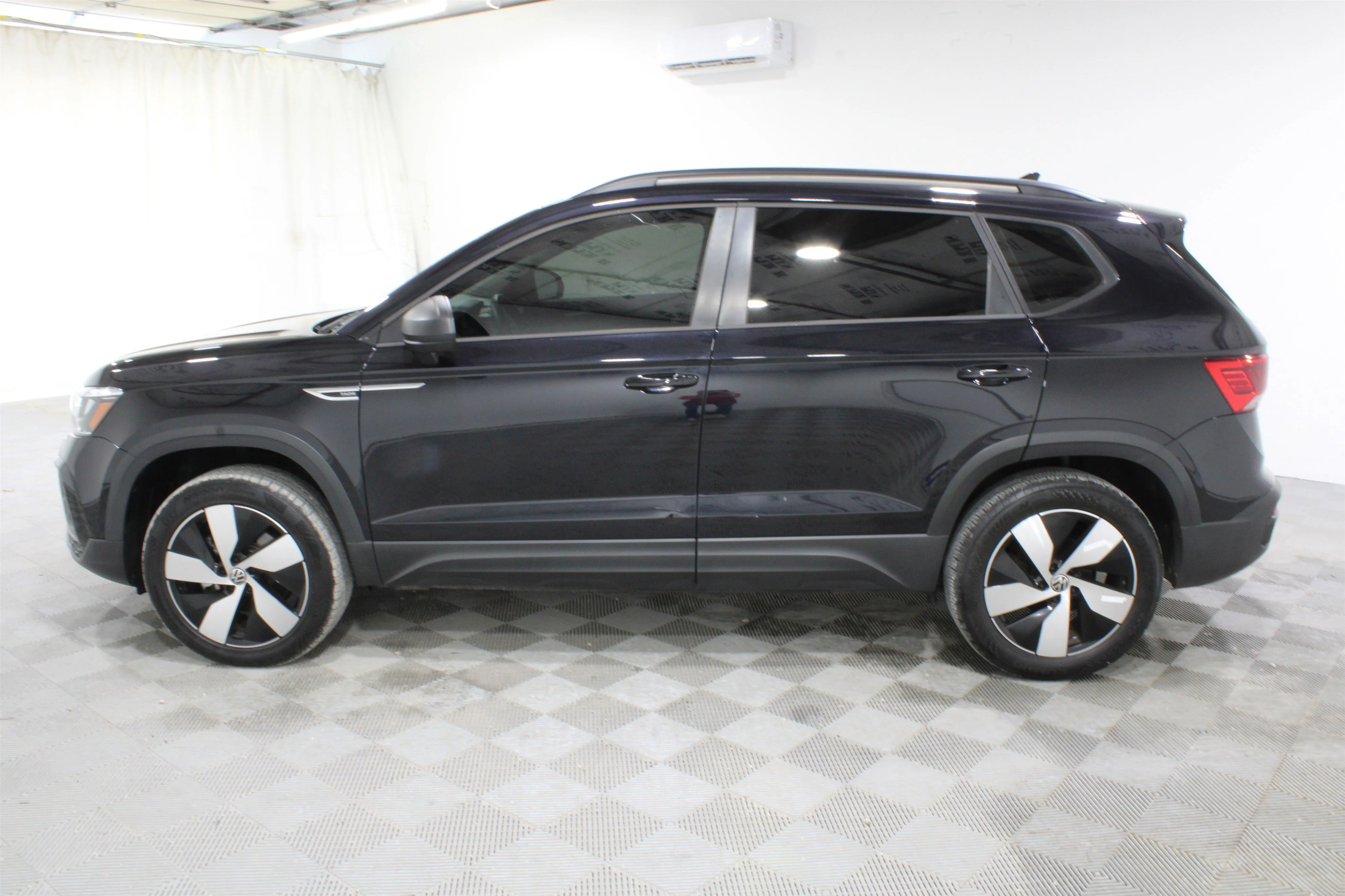 Used 2024 Deep Black Pearl Volkswagen S image 30