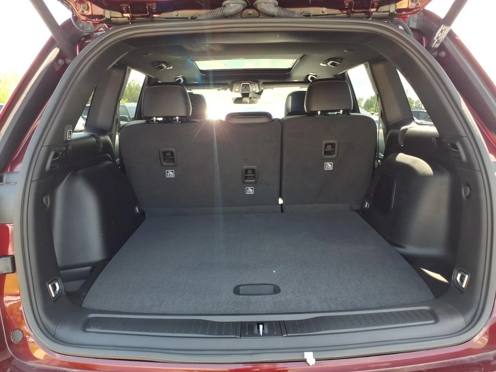 New 2026 Velvet Red Pearlcoat Jeep Limited image 30