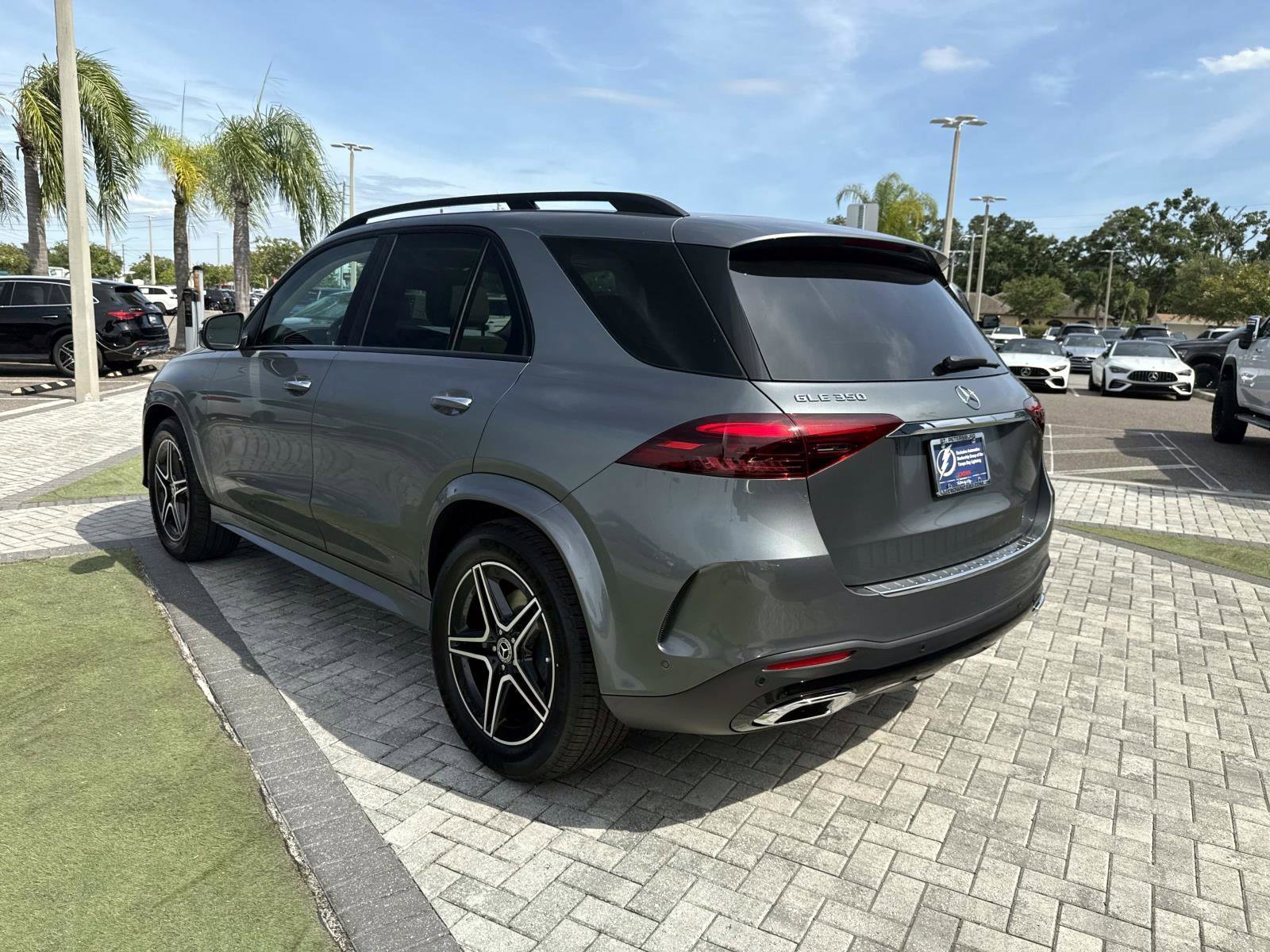 New 2026 Gray Metallic Mercedes-Benz 350 SUV image 4