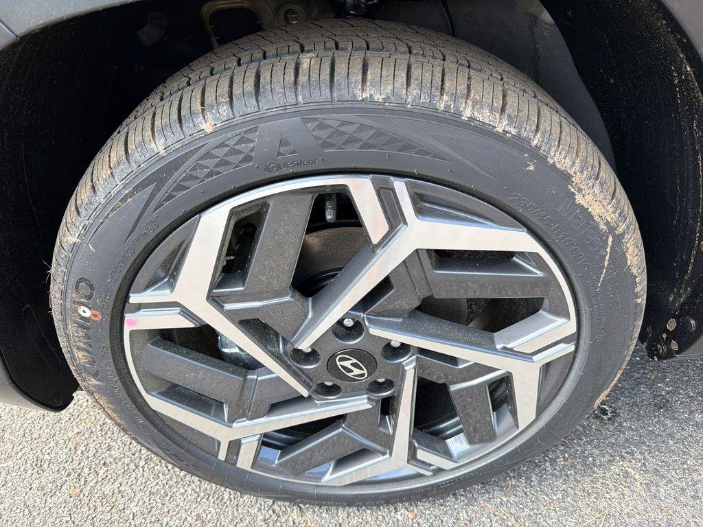 New 2026 Gray Hyundai SEL Premium FWD image 11
