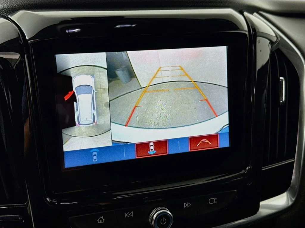 Used 2019 Summit White Chevrolet LT Leather image 5