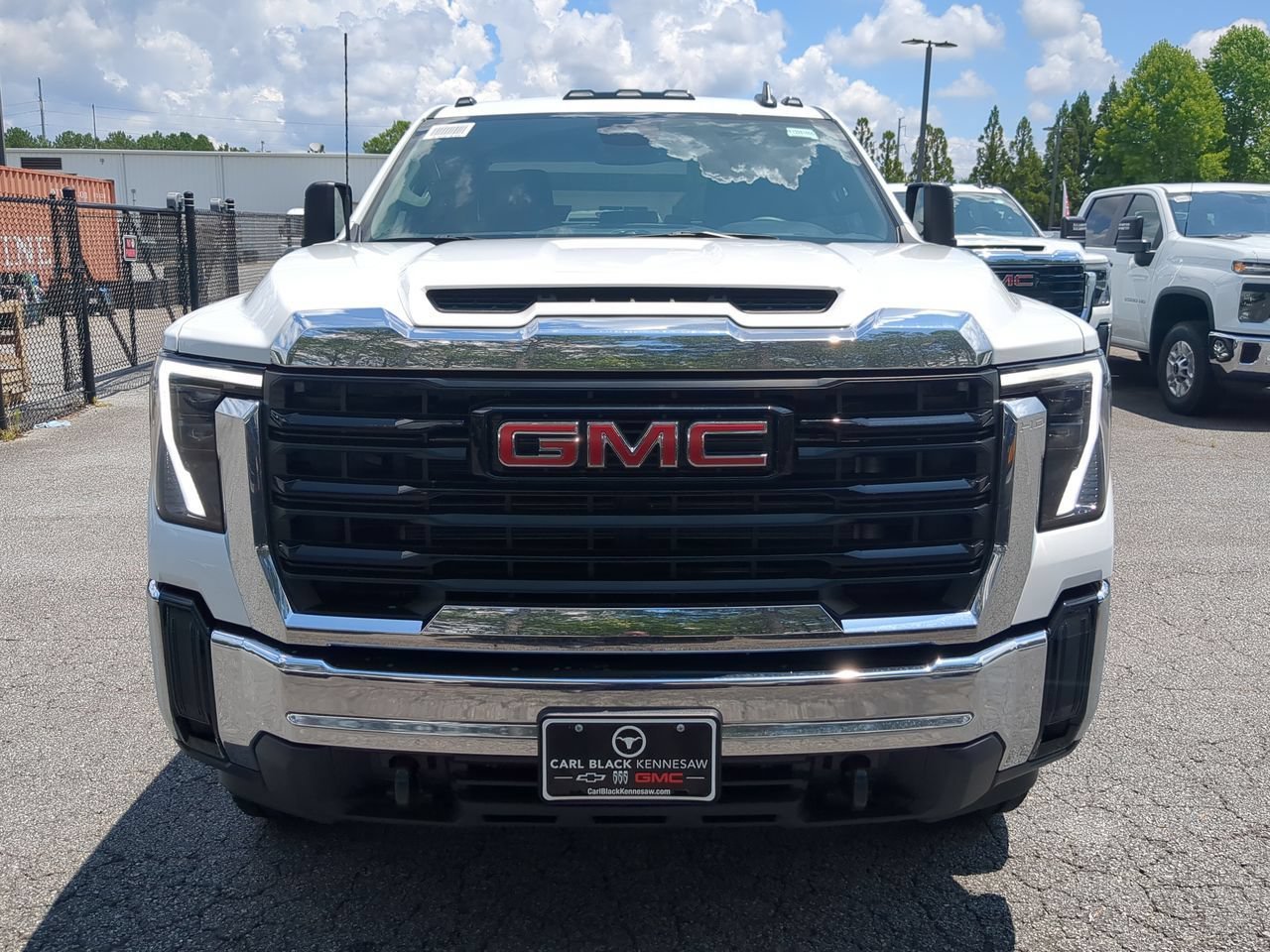 New 2026 Summit White GMC Pro image 3