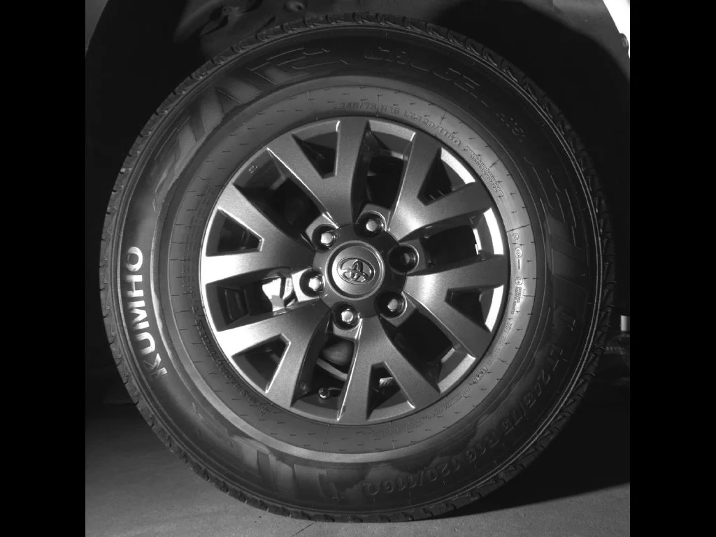Used 2021 White Toyota SR5 image 10