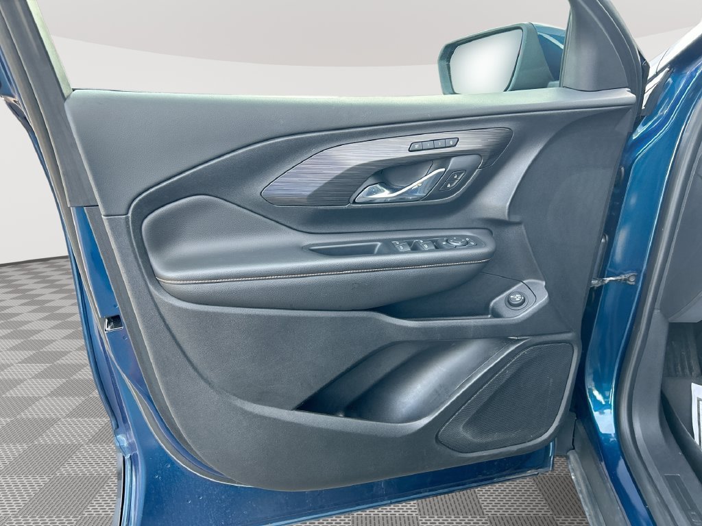 Used 2021 Blue GMC SLT image 24