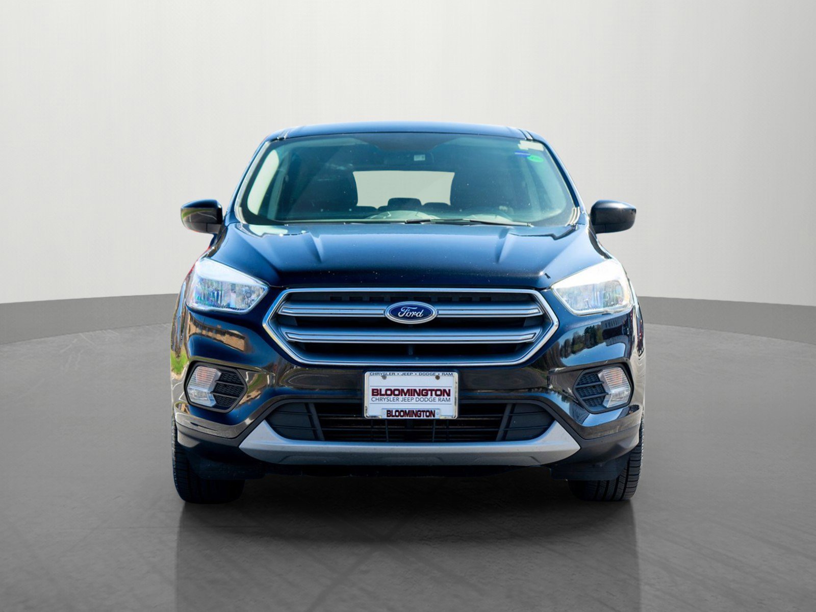 Used 2017 Ford Escape SE with VIN 1FMCU9G92HUE73277 for sale in Minneapolis, Minnesota