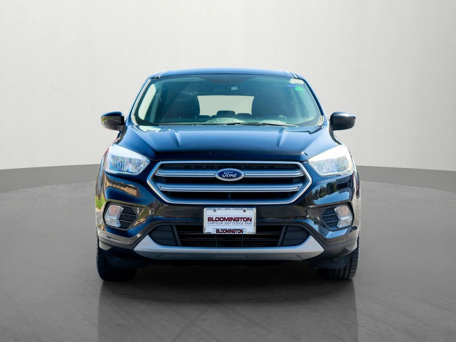 Used 2017 Ford Escape SE with VIN 1FMCU9G92HUE73277 for sale in Minneapolis, Minnesota