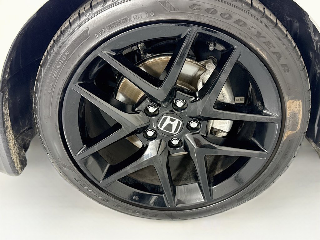 2025 Honda Civic Hatchback Sport - Photo 32