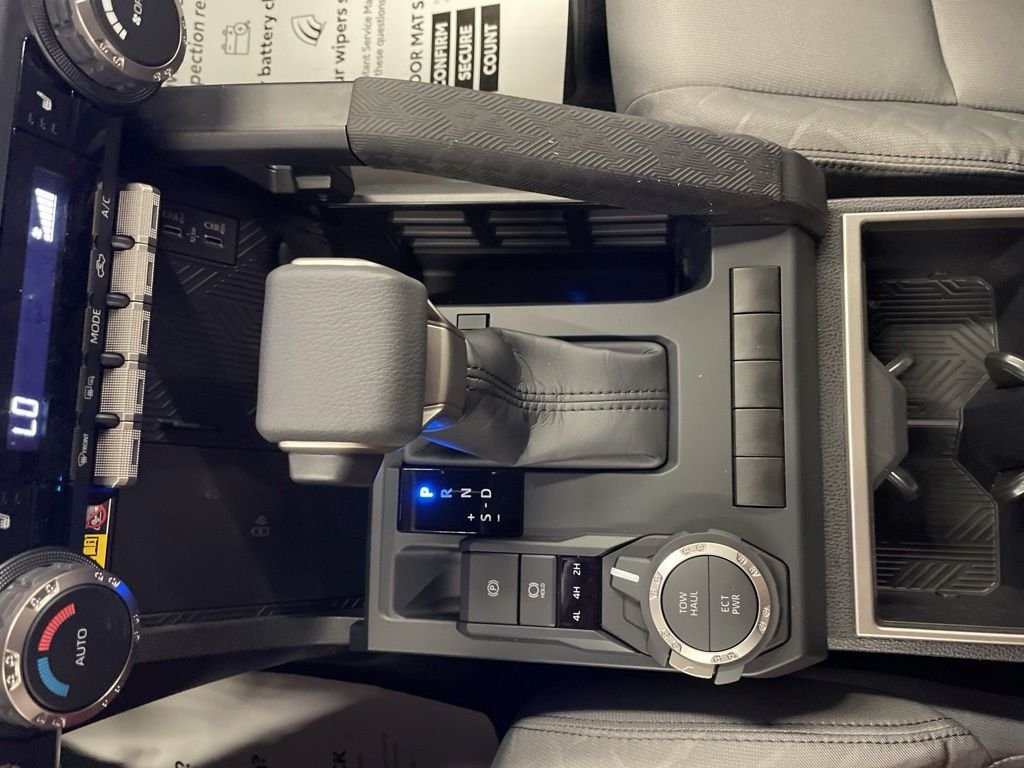 2026 Toyota Tacoma SR5 - Photo 25