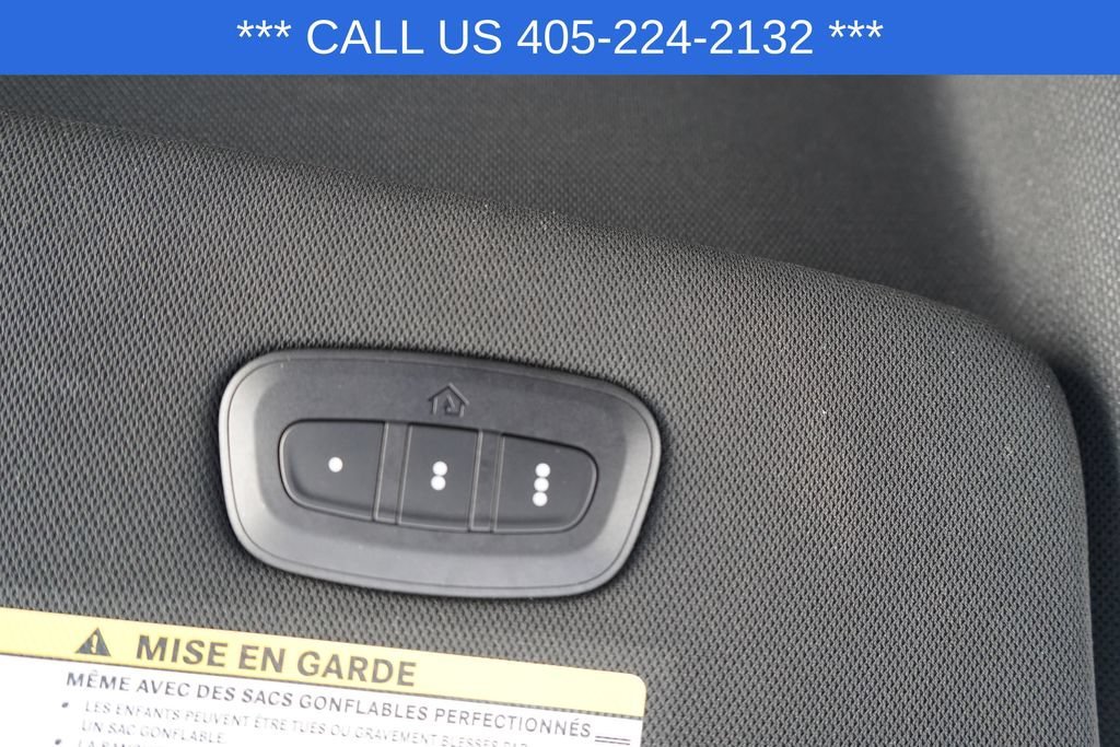 2025 Chrysler Pacifica Select - Photo 41