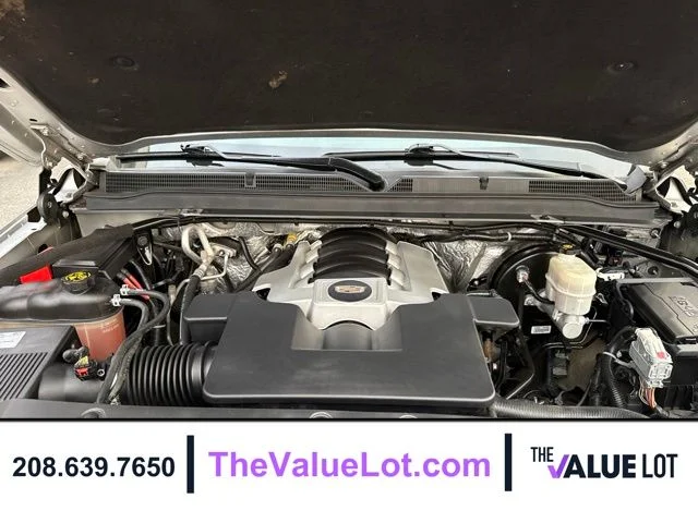 Used 2017 Silver Cadillac Luxury image 10