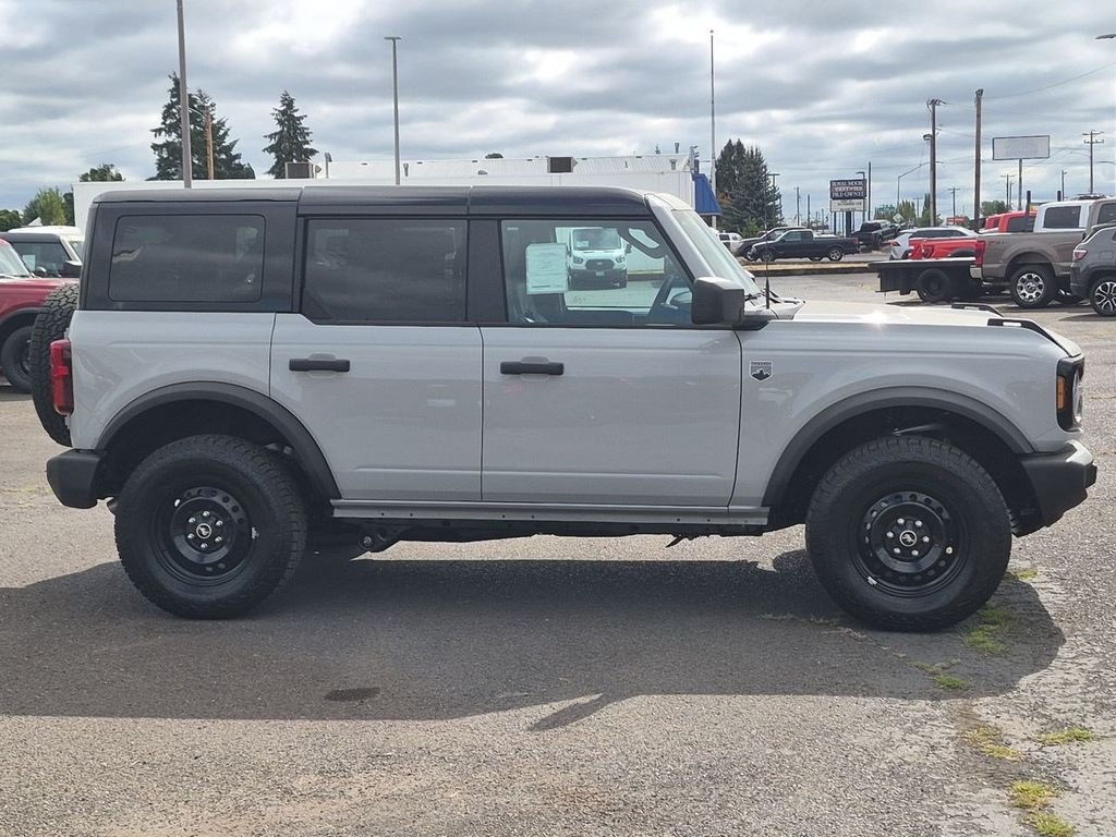 New 2026 Avalanche Gray Ford Big Bend® image 45