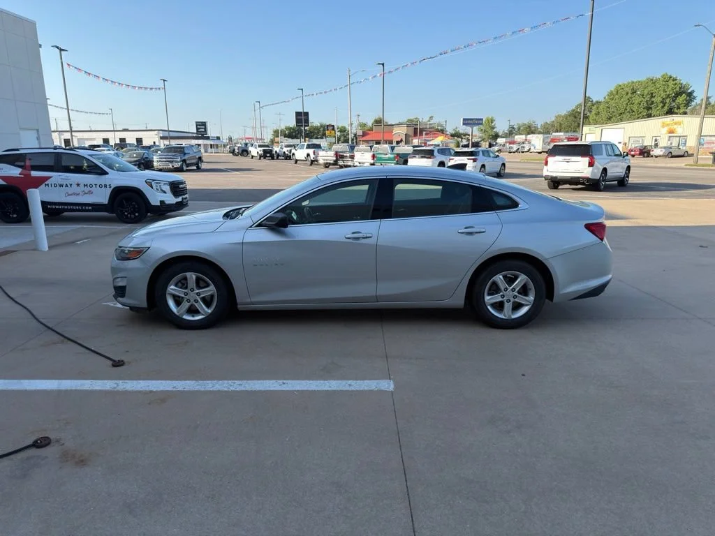 Used 2021 SILVER ICE METALLIC Chevrolet LS image 7