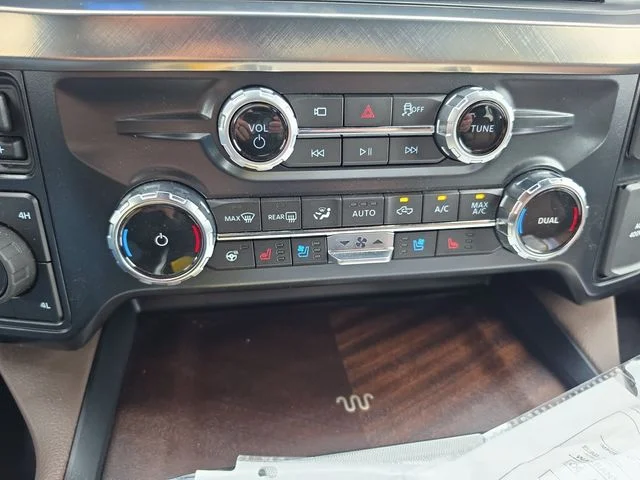 Certified Used 2025  Ford King Ranch image 17