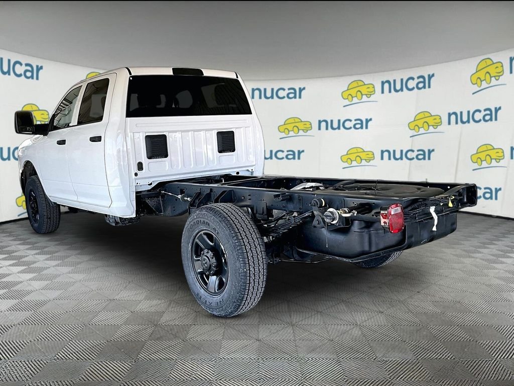 New 2026 Bright White Clearcoat RAM Tradesman image 4
