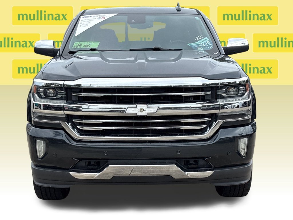 Used 2018 Gray Chevrolet High Country image 13