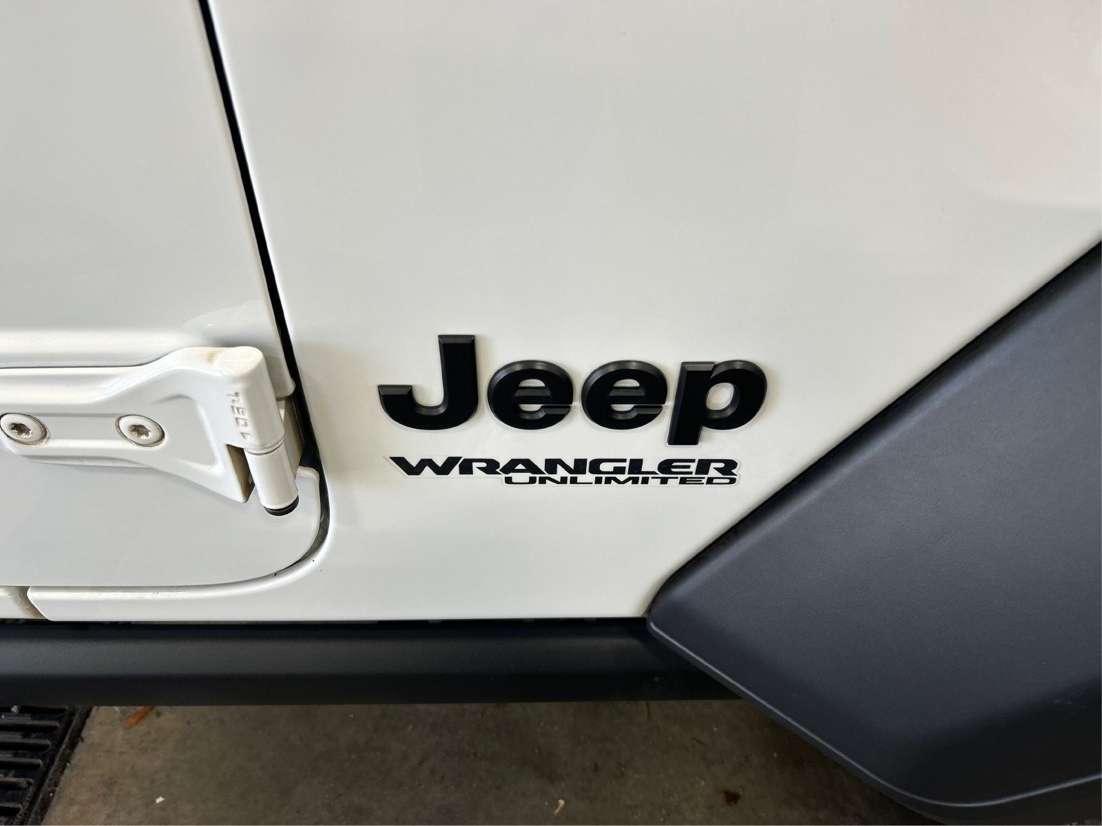 Used 2022 White Jeep Unlimited Willys image 23