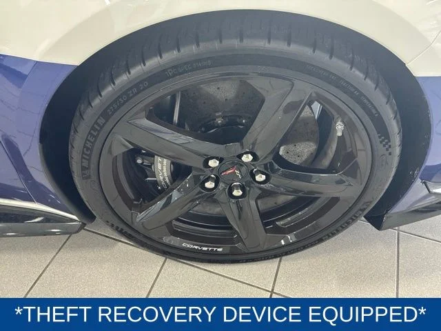 Used 2023 White Chevrolet Z06 image 8