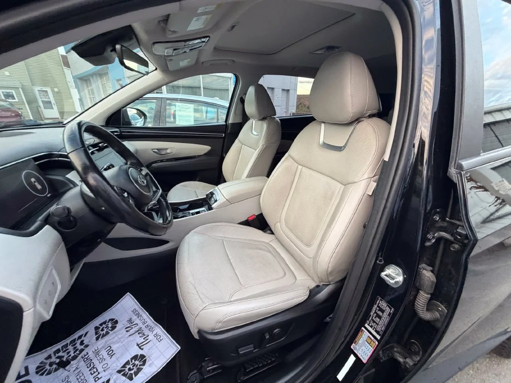 Used 2022 Black Hyundai SEL image 8