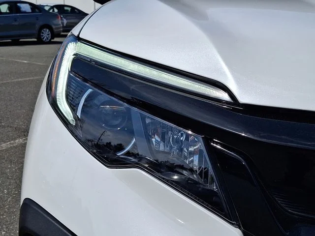 Used 2022 White Honda Sport image 9