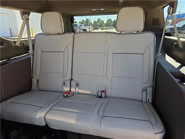 New 2027 Glacier White Tricoat GMC Denali image 16