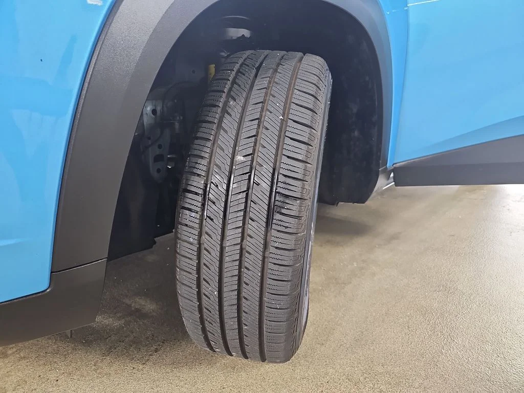 Certified Used 2025 Blue Chevrolet ACTIV image 36