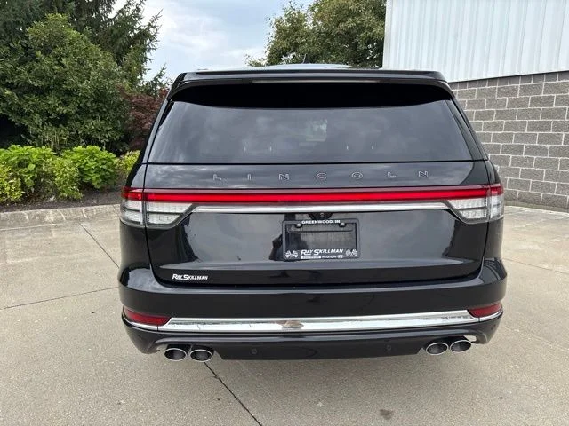 Used 2020 Infinite Black Metallic Lincoln Black Label Grand Touring image 8