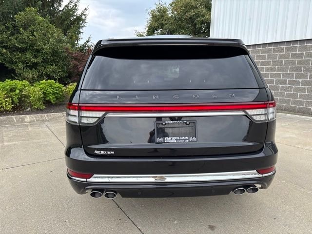 Used 2020 Infinite Black Metallic Lincoln Black Label Grand Touring image 8