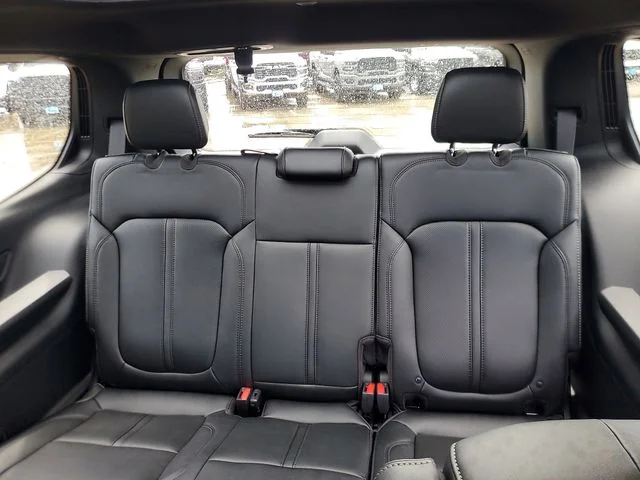 New 2026 Steel Blue Exterior Paint Jeep Limited Reserve image 10