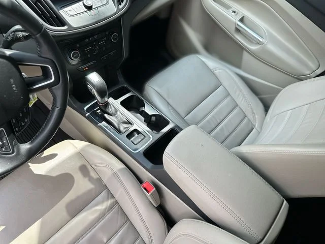 Used 2018 Gold Ford SEL image 22