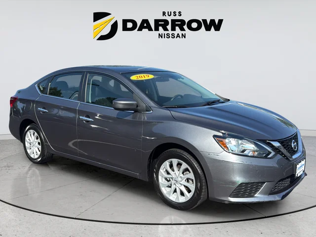 Used 2019 Gray Nissan SV image 7