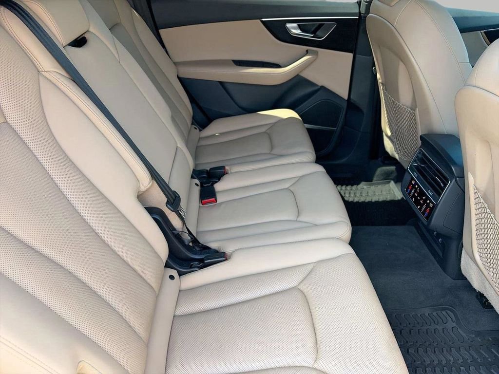 Used 2022 White Audi 55 Premium Plus image 15