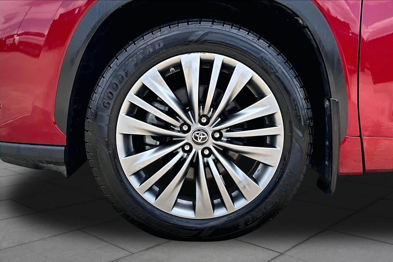 Certified Used 2021 Ruby Flare Pearl Toyota Platinum image 11