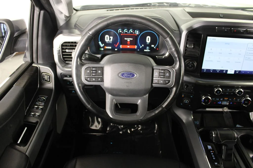 Used 2022 Gray Ford Lariat image 6