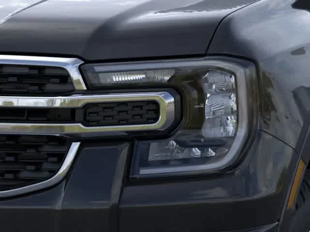 New 2025 Shadow Black Ford XLT image 7
