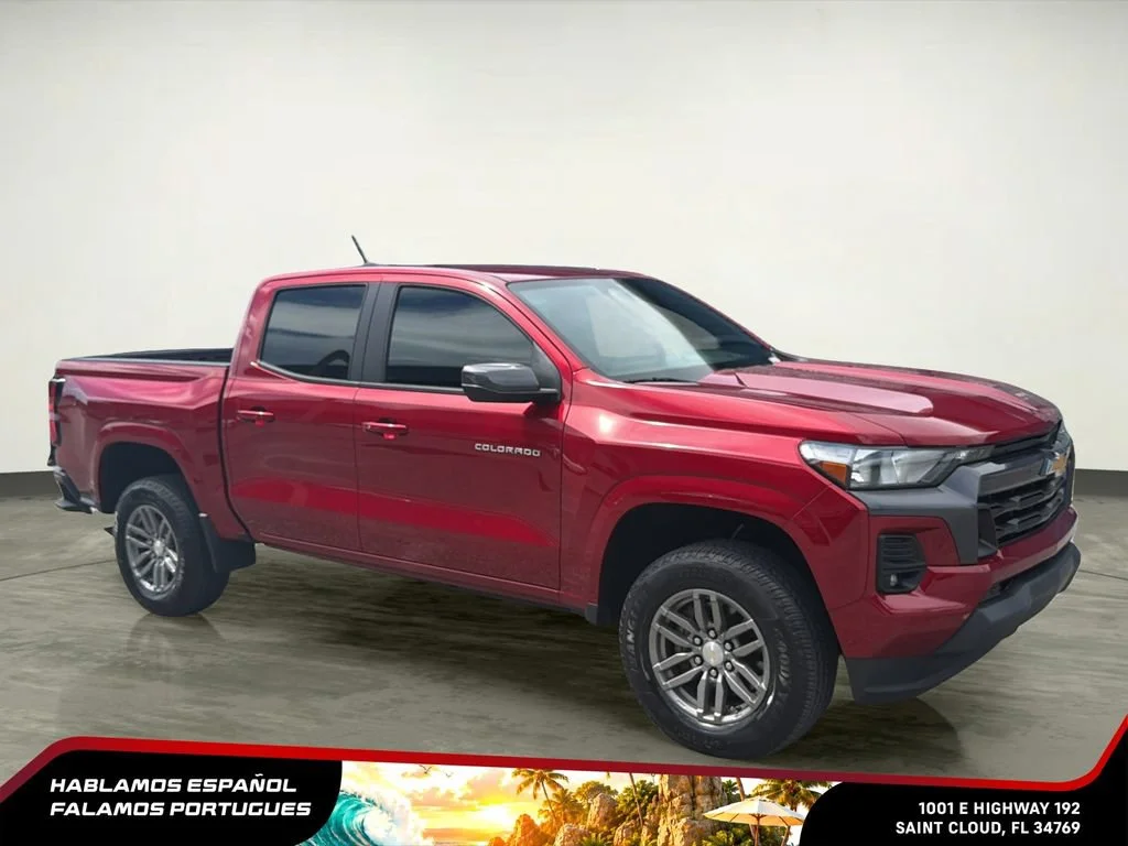 Used 2023 RADIANT RED TINTCOAT Chevrolet 2WD LT image 9