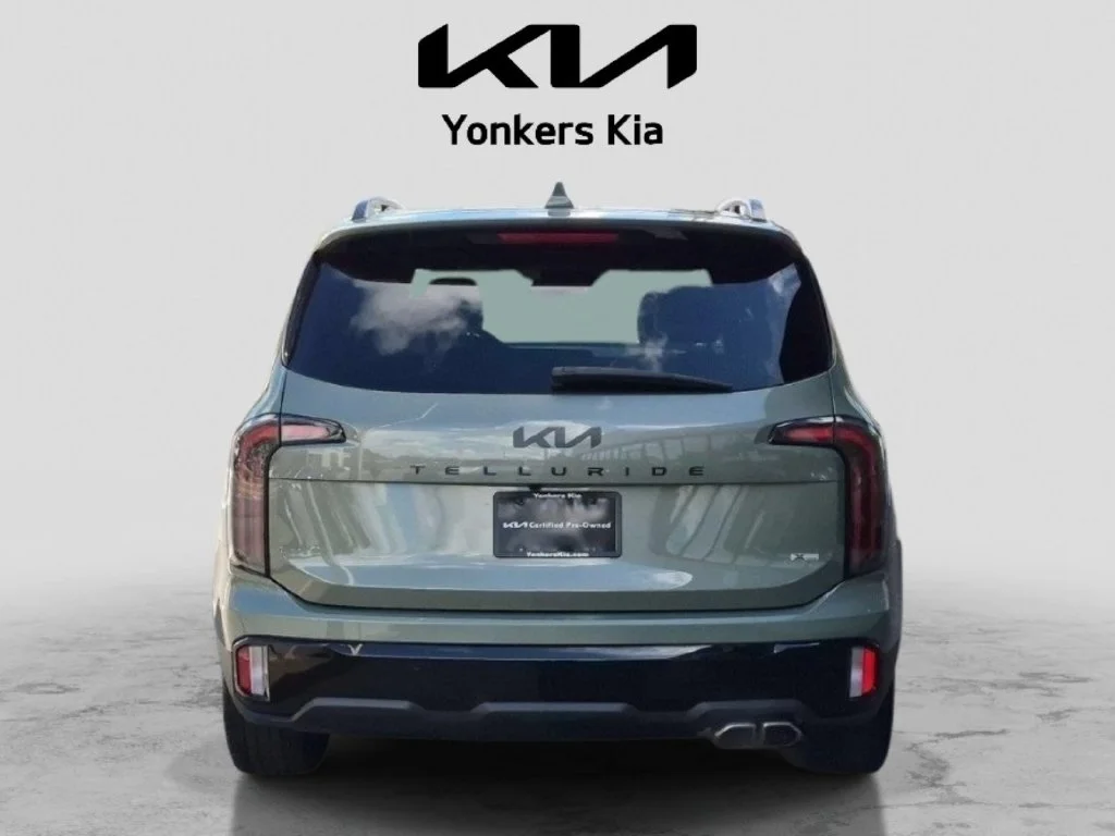 Used 2025 Green Kia SX-Prestige X-Line image 6