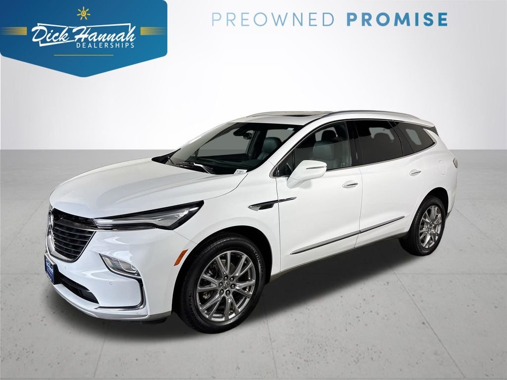 Used 2023 Summit White Buick Essence image 1