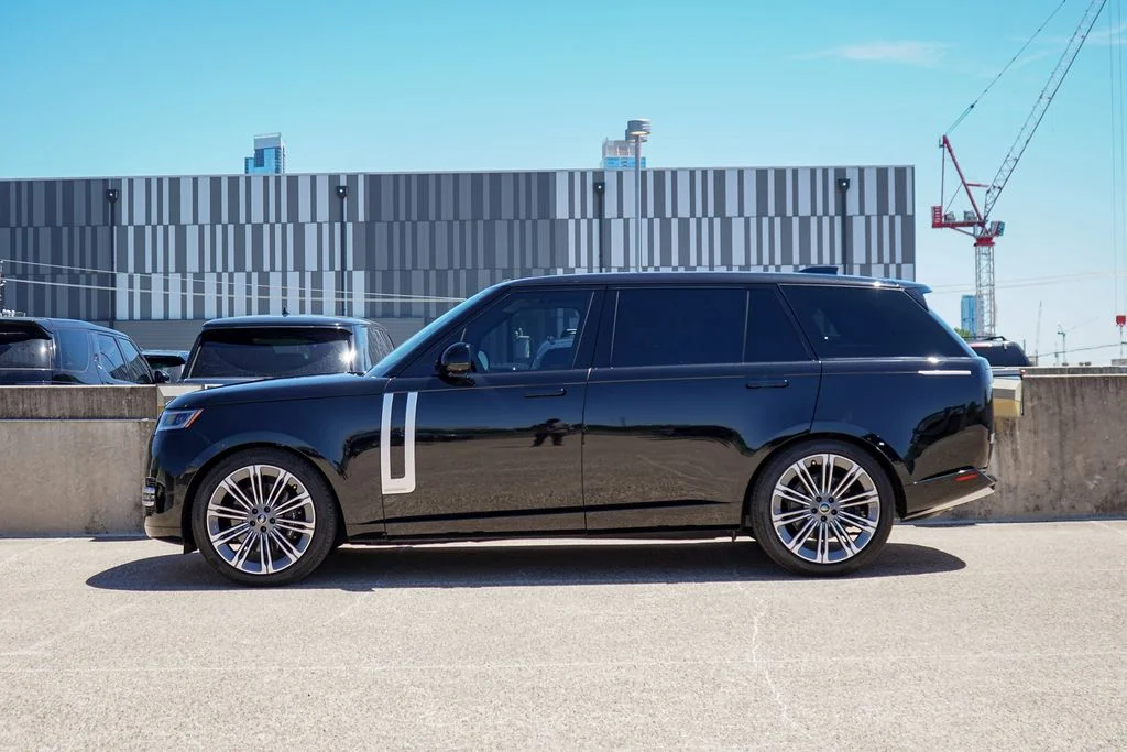 Certified Used 2025 Black Land Rover Autobiography image 6