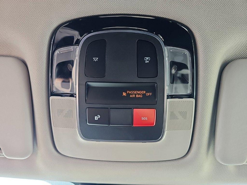 New 2026 Black Hyundai SEL Plus AWD image 24