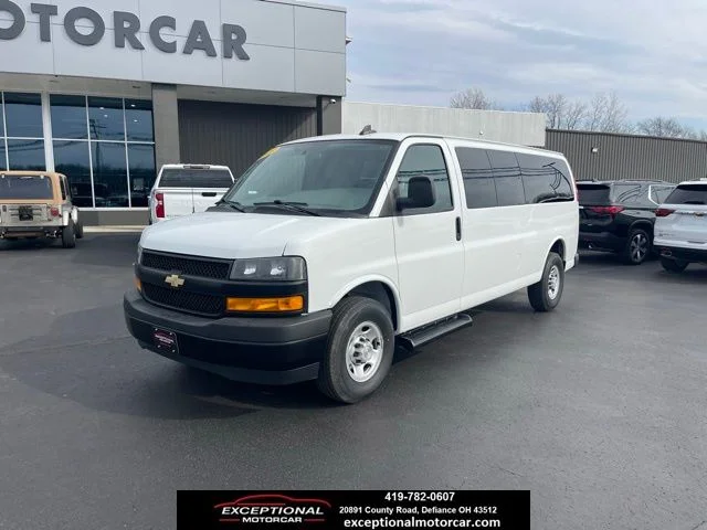 2023 Chevrolet Express 3500 LS Extended's photo