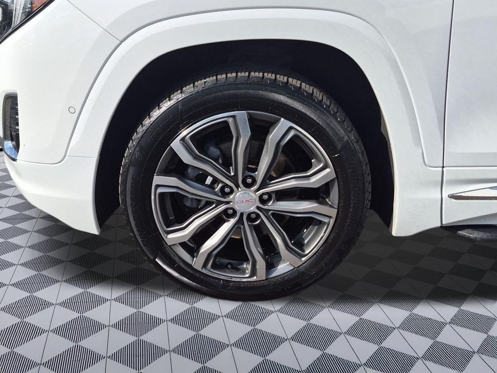 Certified Used 2018 Summit White GMC Denali image 29