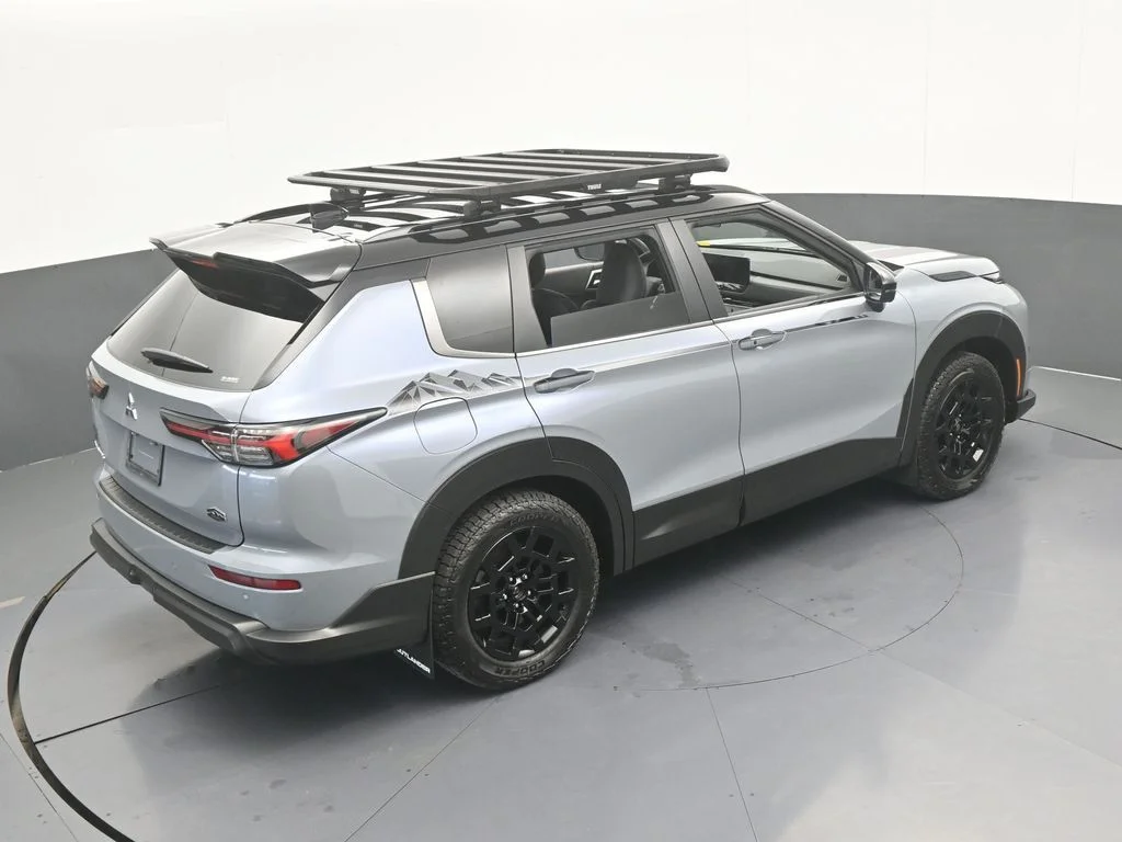 2025 Mitsubishi Outlander Trail Edition - Photo 63