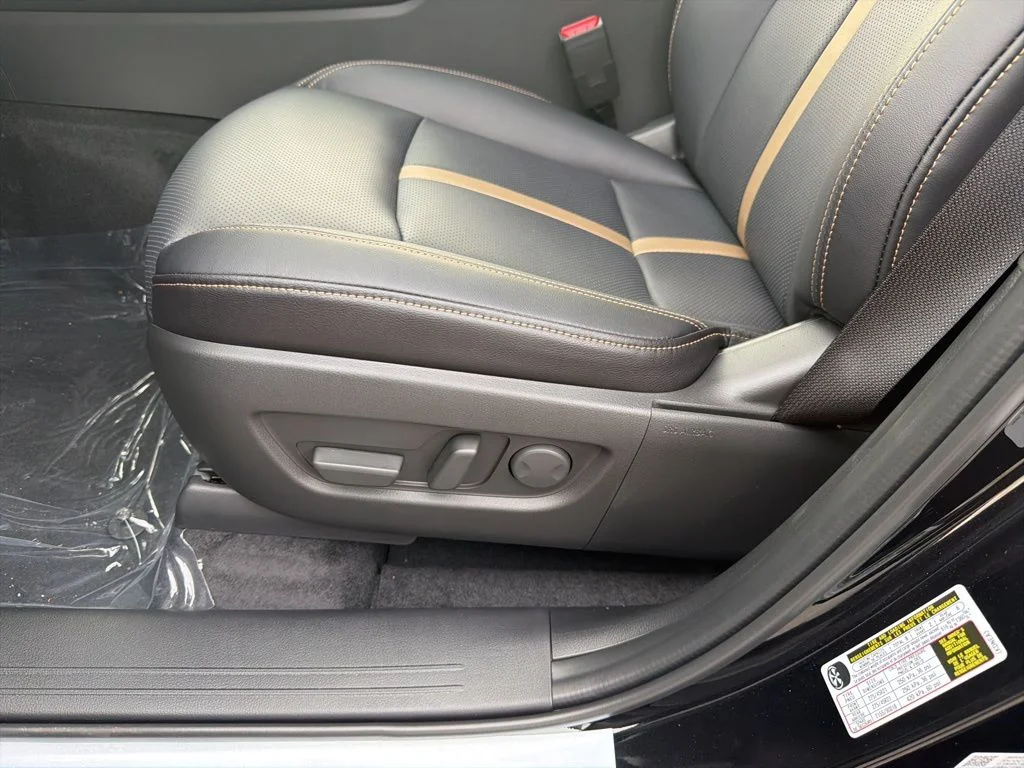 New 2026 Jet Black Mica Mazda 3.3 Turbo S Premium image 15