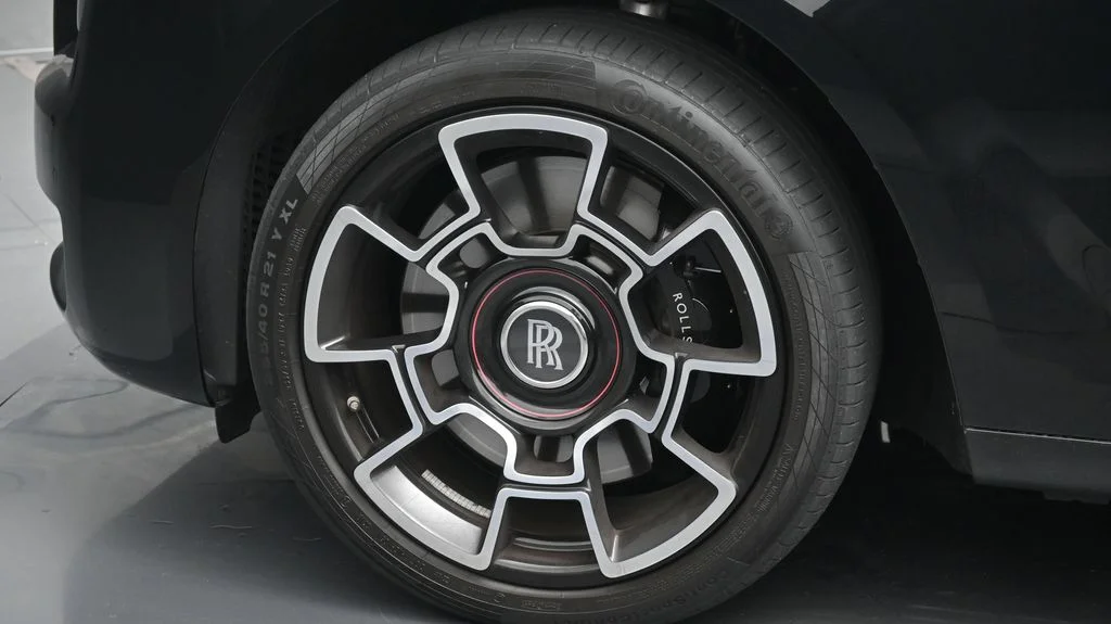 Used 2020  Rolls-Royce  image 12