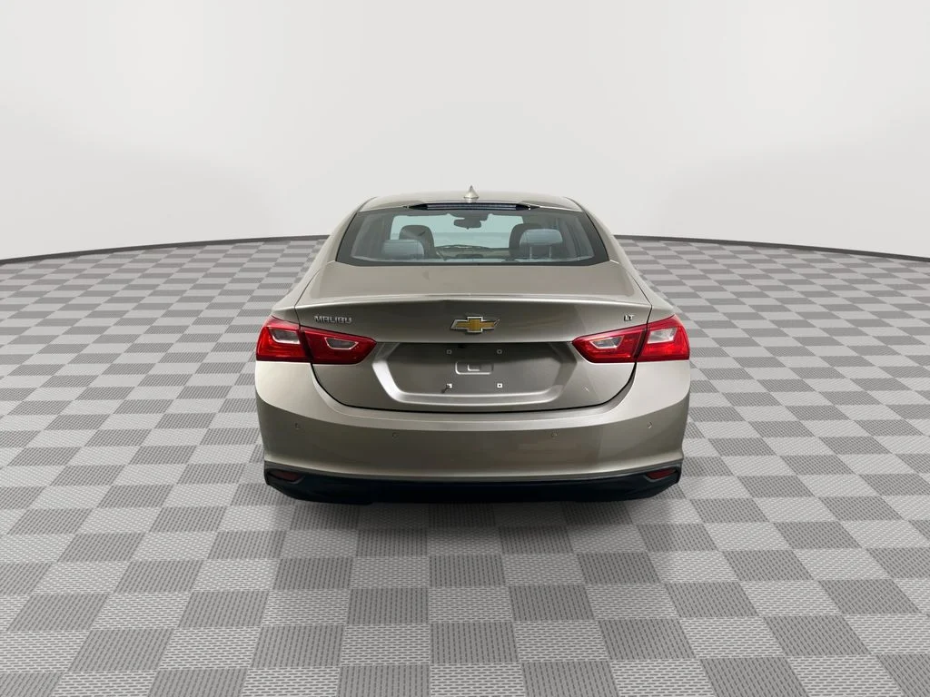 Used 2025 Gray Chevrolet LT image 7