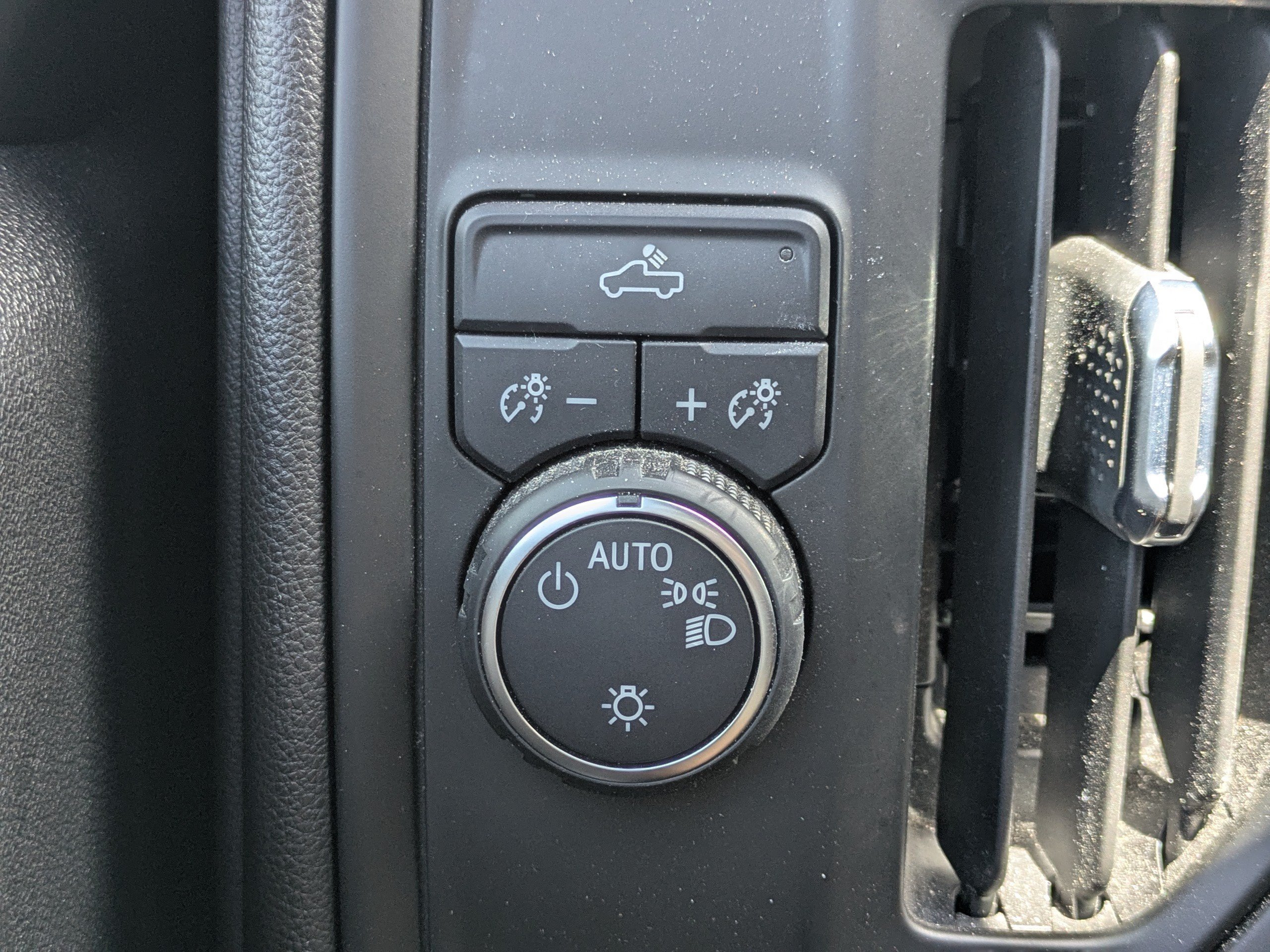 Used 2023 Summit White Chevrolet Custom image 21