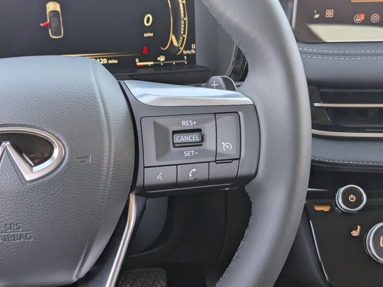 2026 INFINITI QX60 PURE - Photo 25