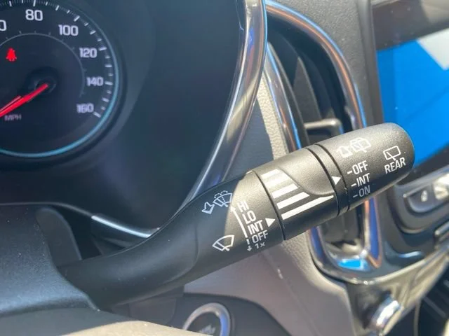 Used 2019 SILVER ICE METALLIC Chevrolet Premier image 23